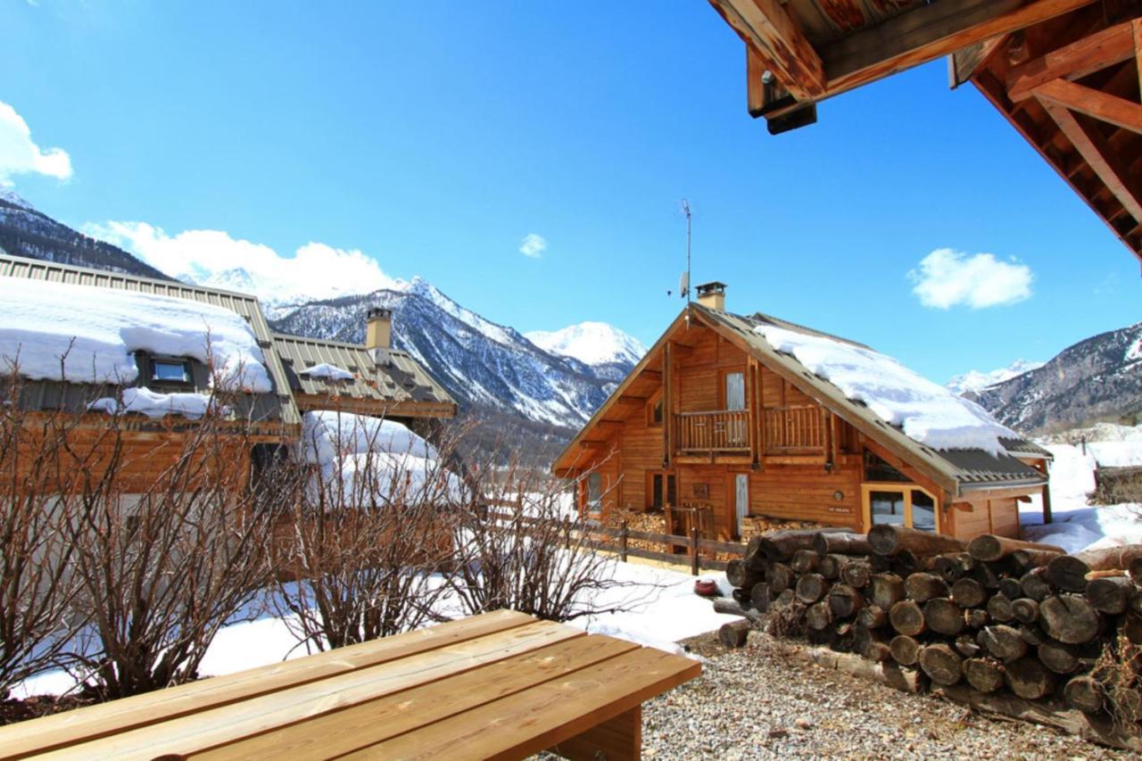 Le Barlet23 Pers Hameau Des Chazals Nevache Hautes Alpes Exteriör bild